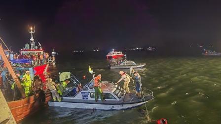 Un barco turístico se volcó en la bahía de Hạ Long, en Vietnam, debido a una tormenta repentina