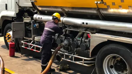 Petroecuador garantiza el abastecimiento de gasolina en Ecuador, pese a la paralización de la Refinería de Esmeraldas