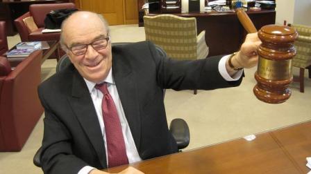 Frederic Block, uno de los jueces federales más longevos de Estados Unidos