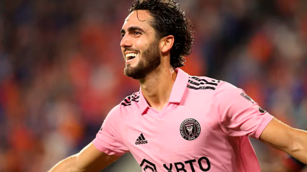 Leonardo Campana disputando un partido con Inter Miami.