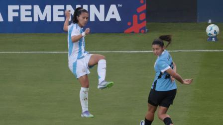 Encuentro entre Uruguay VS Argentina por la Copa América Femenina en el estadio Banco Guayaquil