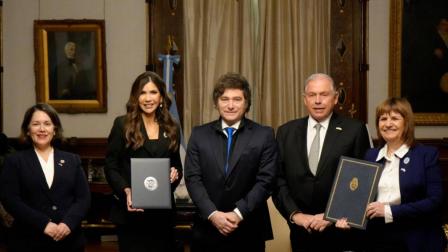 Reunión del presidente de Argentina, Javier Milei con Kristi Noem, Secretaria de Seguridad Nacional de los Estados Unidos y Ministra de Seguridad Nacional de Argentina, Patricia Bullrich.