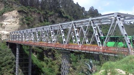 Un joven intentó quitarse la vida en el antiguo puente de El Chiche, en Quito