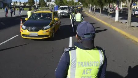 La medida de restricción Pico y Placa rige en la zona urbana de Quito.