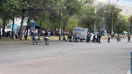 Un hombre murió en un enfrentamiento armado con Policía en Quito.