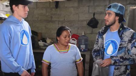 Miembros de la iniciativa #TeamWater en la comunidad Serena, provincia del Napo, en video difundido el 1 de agosto del 2025.