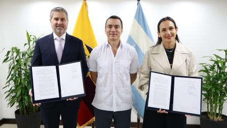 Empresa Nacional Minera firmó un Memorando de Entendimiento con la compañía minera Barrick International.