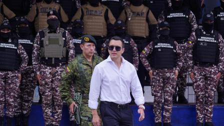 Daniel Noboa entregó chalecos e insumos  al cuerpo de seguridad y vigilancia penitenciaria.