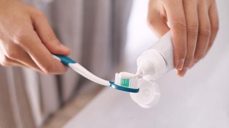 Arcsa alertó de posibles riesgos por uso de una pasta dental.
