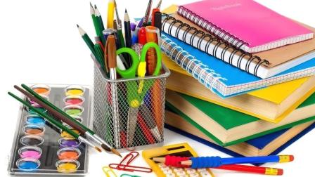 Cuando falta menos de un mes para regreso a clases en la Sierra y Amazonía, los padres de familia comienzan a comprar los útiles escolares para sus hijos.