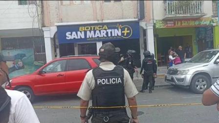 El empresario Edgar Aguayo fue víctima de un ataque armado al interior de una de sus farmacias en el centro de Esmeraldas.