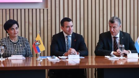 El presidente Noboa se reunió con empresarios de la Cámara de Comercio de Argentina.