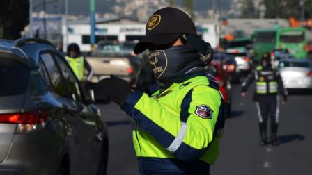 La medida Pico y Placa rige en la zona urbana de Quito en dos horarios.