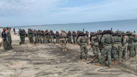 Un tripulante en el grado de marino falleció durante un entrenamiento acuático en Ecuador.