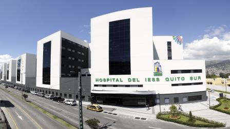 Los hospitales del IESS comenzarán a recibir los lotes de medicamentos realizados a través de compras masivas desde el próximo mes, según el Gobierno.