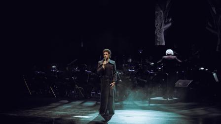 El argentino Braian Tolenti, vocalista de la Banda Argentina el Cuarto Soda –banda tributo oficial a Soda Estéreo–, dará vida a la voz y las canciones de Cerati.