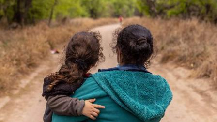 Una madre y su hija de 6 años fueron deportadas de Estados Unidos a Ecuador