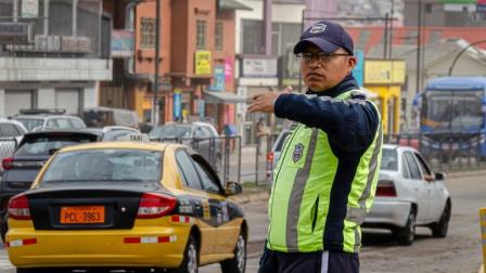 La medida Pico y Placa rige en toda la zona urbana de Quito en dos horarios.
