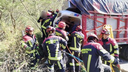Un siniestro de tránsito en la Panamericana Norte, en la vía Guayllabamba - Tabacundo.