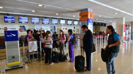 Los viajeros deberán presentar la visa de transeúntes desde el lunes 1 de septiembre del 2025.