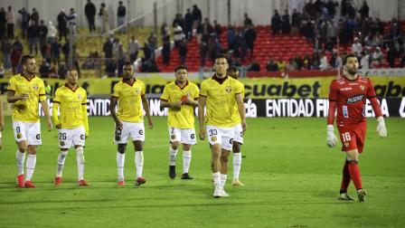 Jugadores de Barcelona en su último cotejo ante Cuenca Juniors en el que fue eliminada de la Copa Ecuador.