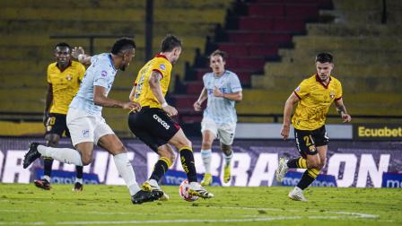 En el estadio Banco Pichincha, Barcelona se enfrenta a Católica por la LigaPro.