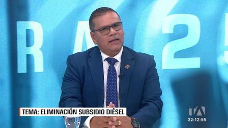 Un análisis con Francisco Briones, consultor empresarial; Mónica Orozco, editora económica de Primicias; Carlos Brunis, presidente de la Federación de Transporte Terrestre de Pichincha; Augusto de la Torre, consultor político; Luis Felipe Vizcaíno, vicepresidente de la Federación de Transporte Pesado de Ecuador; y Bernardo Orellana, exviceministro de Finanzas.

Con Andrés Carrión