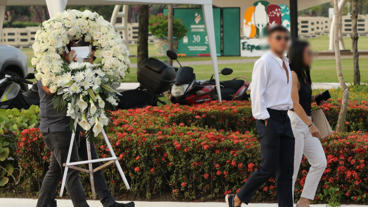 Mujer que asistió al sepelio de Mario Pineida fue asesinada tras salir del  cementerio en Daule