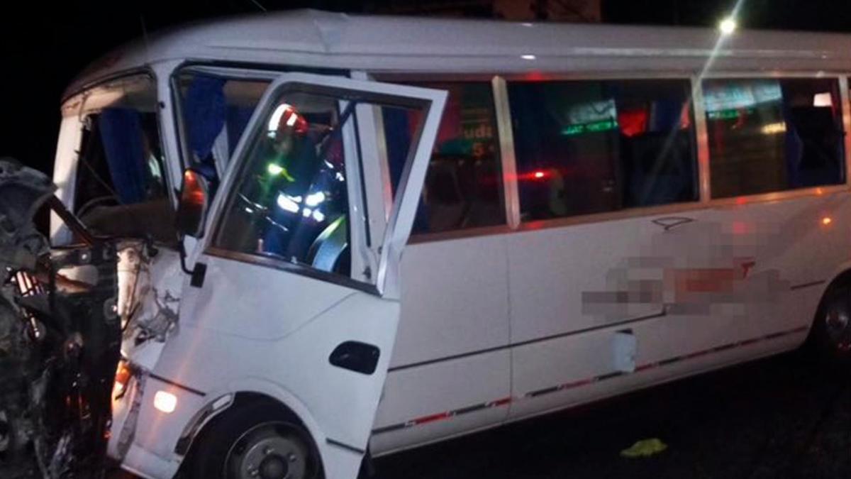 Un fallecido y 13 heridos en siniestro de tránsito en el sur de Quito