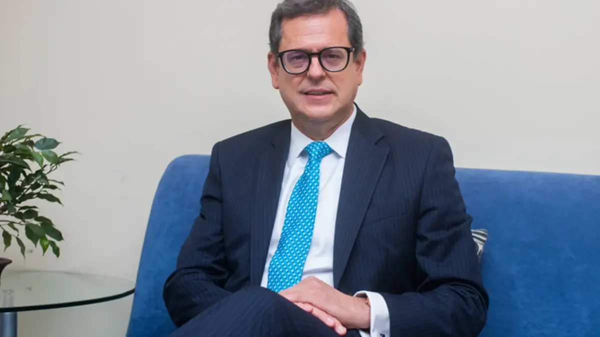 Carlos Rabascall anuncia que será candidato en las presidenciables de 2025