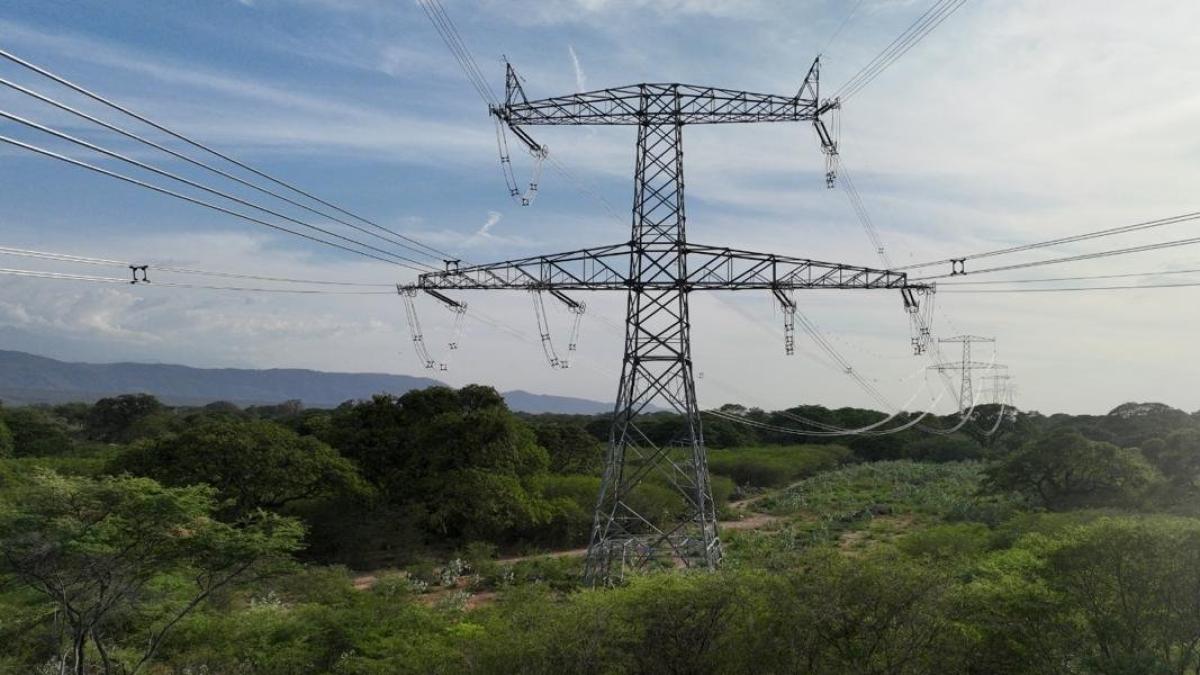 Colombia suspenderá venta de electricidad a Ecuador desde las 18:00 de este  22 de enero