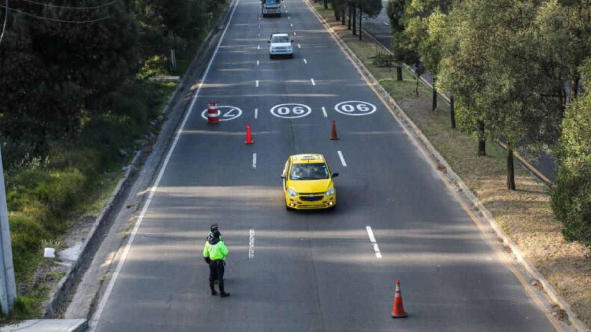 Suspenden pico y placa en Quito ante caos por falta de buses