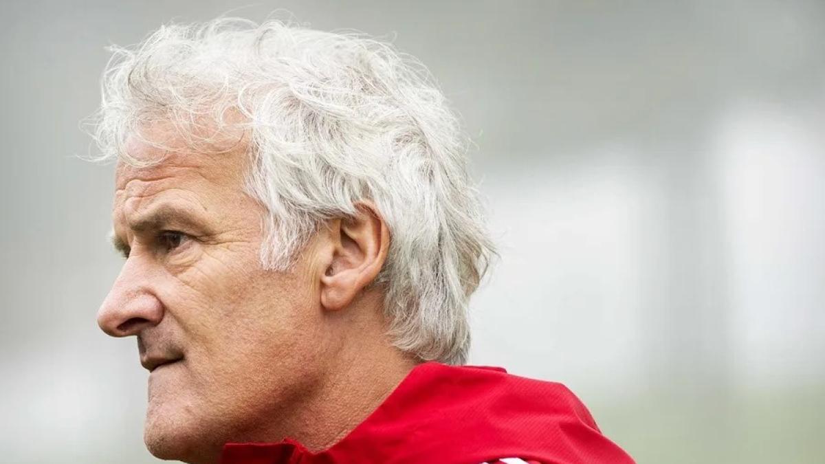 Fred Rutten deja la selección de Curazao a un mes del debut en el ...