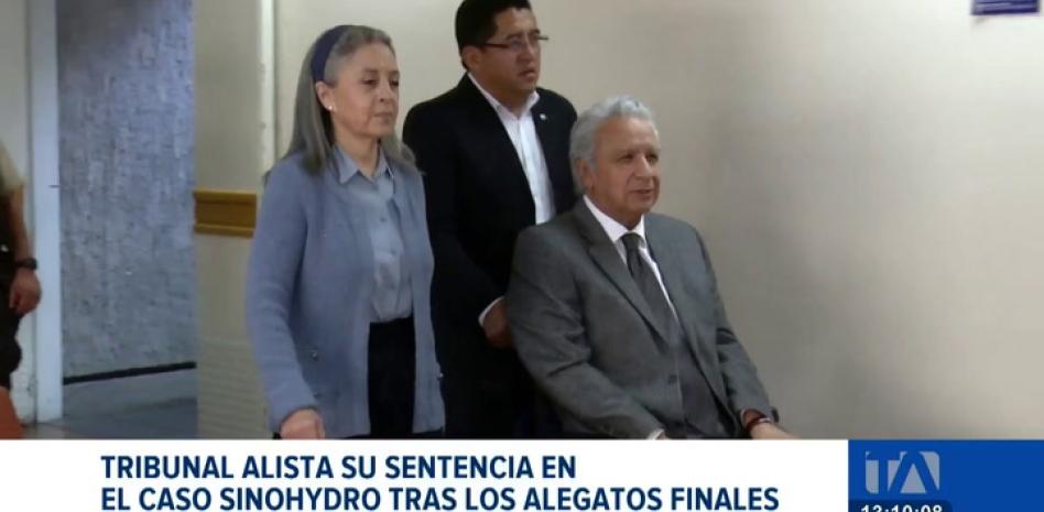 Ecuador: Recta final en juicio a Lenín Moreno, renuncia viceministra y golpe al narcotráfico